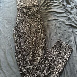 Balance Athletica Black and White Swirl Leggings
